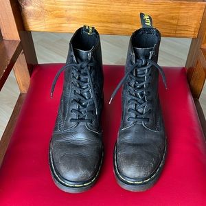 Vintage 90’s Doc Martens Made In England black, grey leather boots